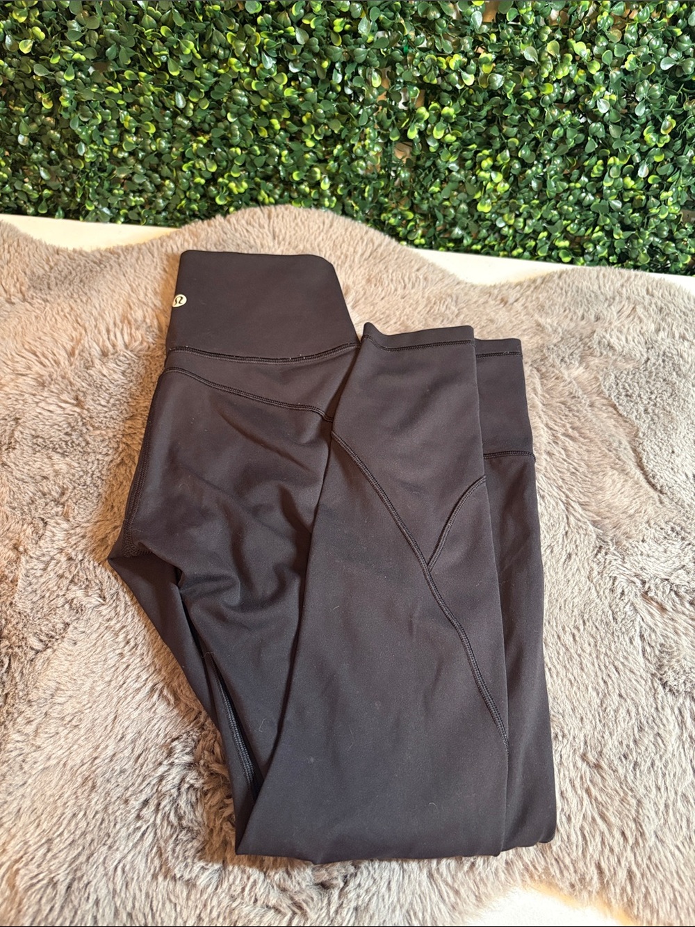 lululemon athletica Black High-Rise Workout Leggings Size 2